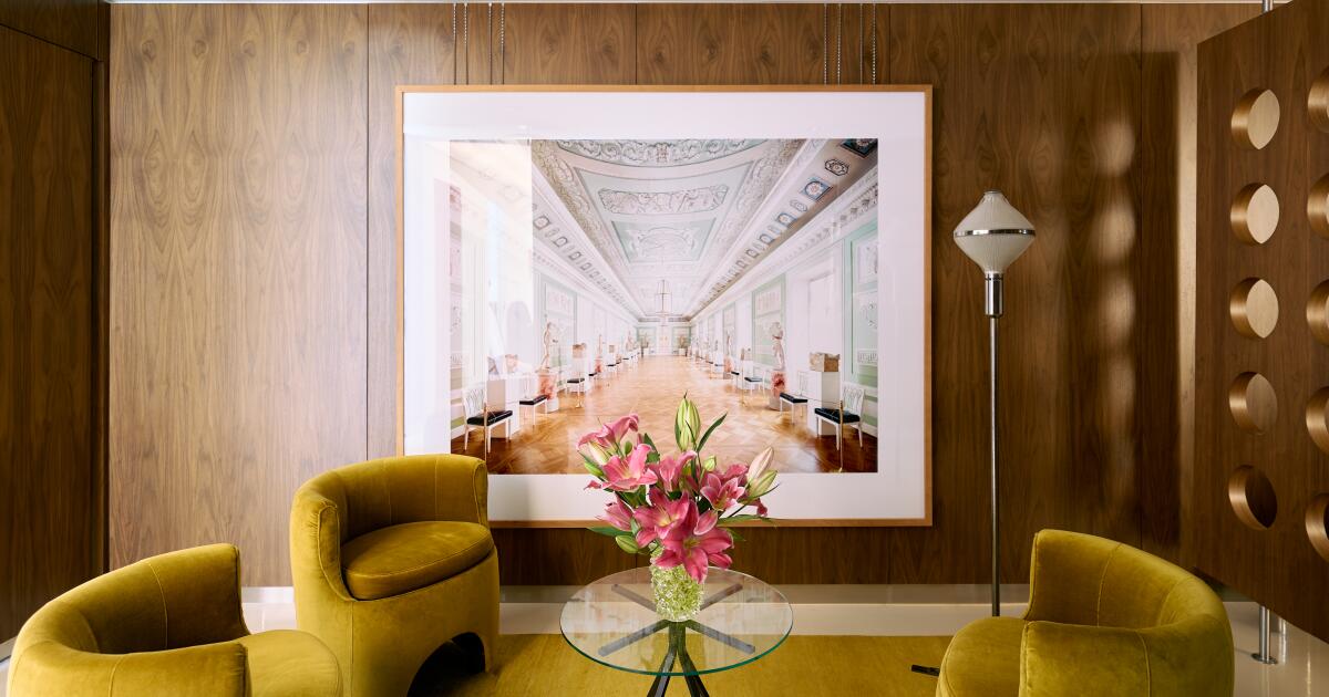 Dental offices don't need to be sterile holding pens. This Beverly Hills project is plush, pink and magical Dental offices don't need to be sterile holding pens. This Beverly Hills project is plush, pink and magical