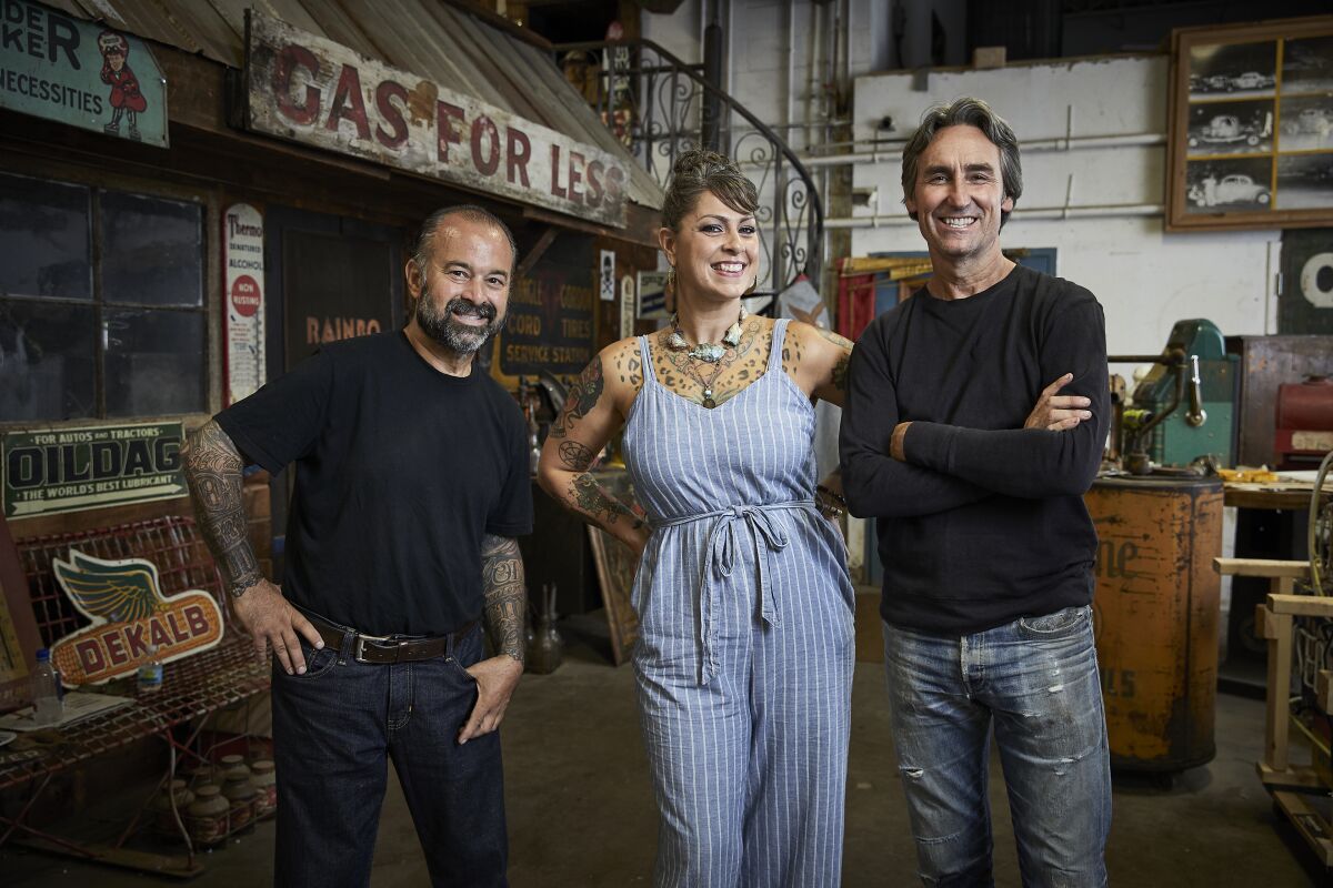 "American Pickers" will be filming in California in December and is seekin Ramona residents with interesting collections.