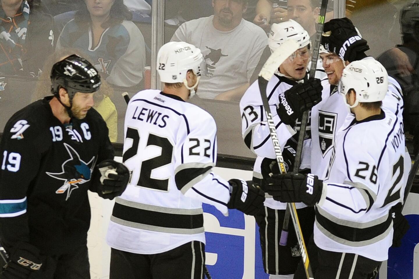 NHL Stadium Series: L.A. Kings take bite out of Sharks in great