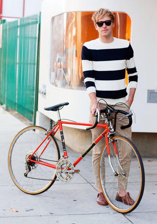 Ryan Linkof, 30, who lives downtown, says he's "preppy." Linkof is wearing Levi's trousers, Hirachi sandals and a sweater from American Apparel.