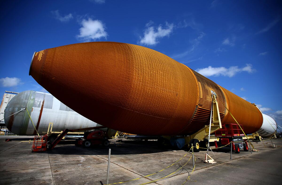 A 66,000 Pound Space Shuttle Fuel Tank Is Parading Through The Streets Of  LA