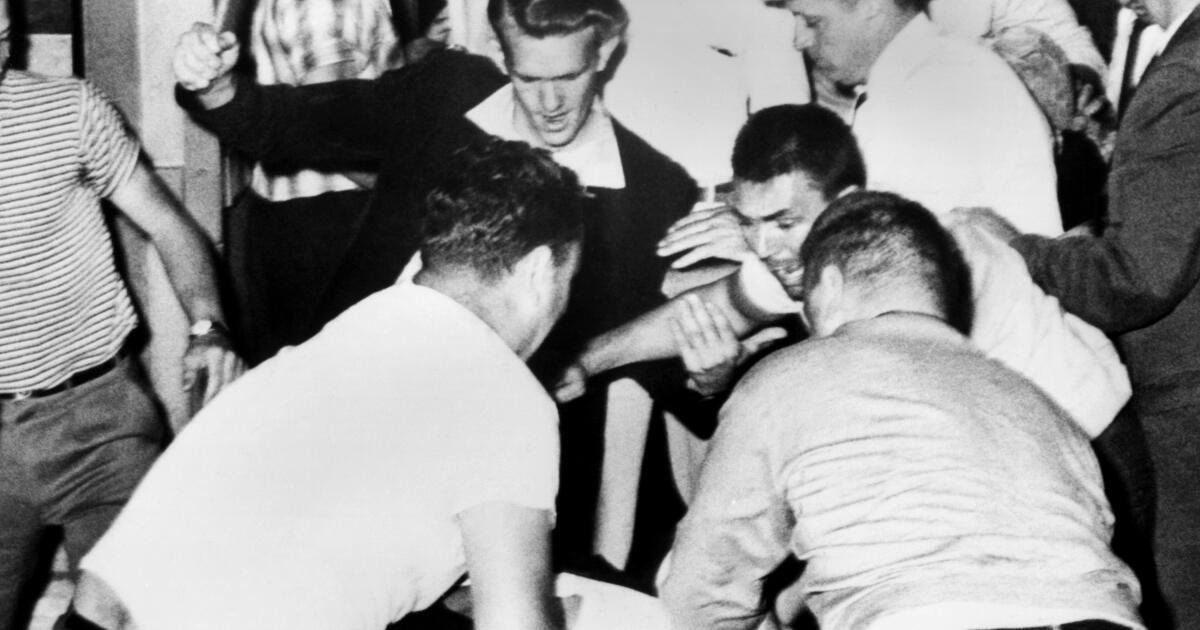 Klan Night Riders How police, FBI allowed the KKK to attack the Freedom Riders - Los ...