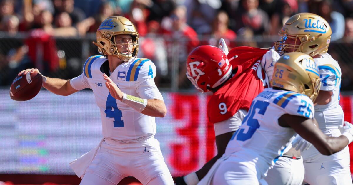 Ethan Garbers lleva a UCLA a una victoria como visitante sobre Rutgers que puso fin a la sequía