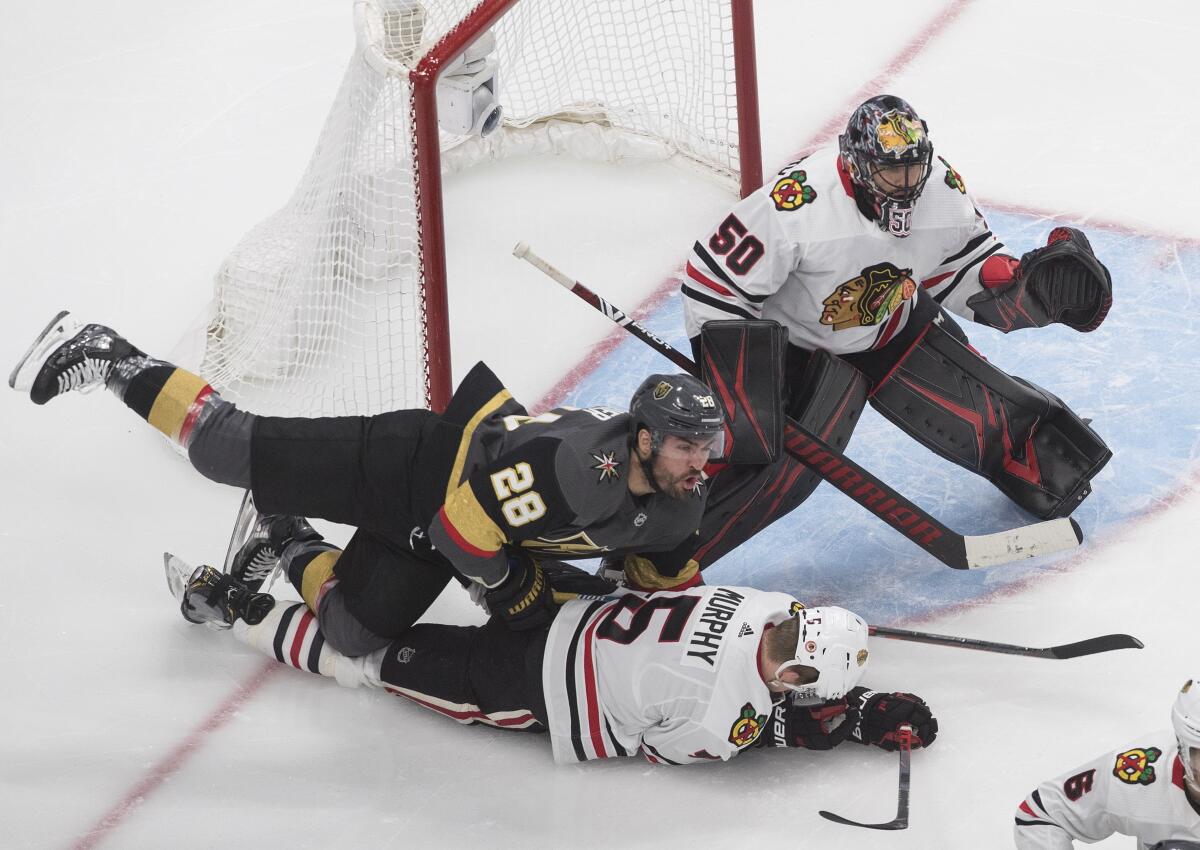 With First-Round Difficulties Forgotten, Blackhawks' Corey