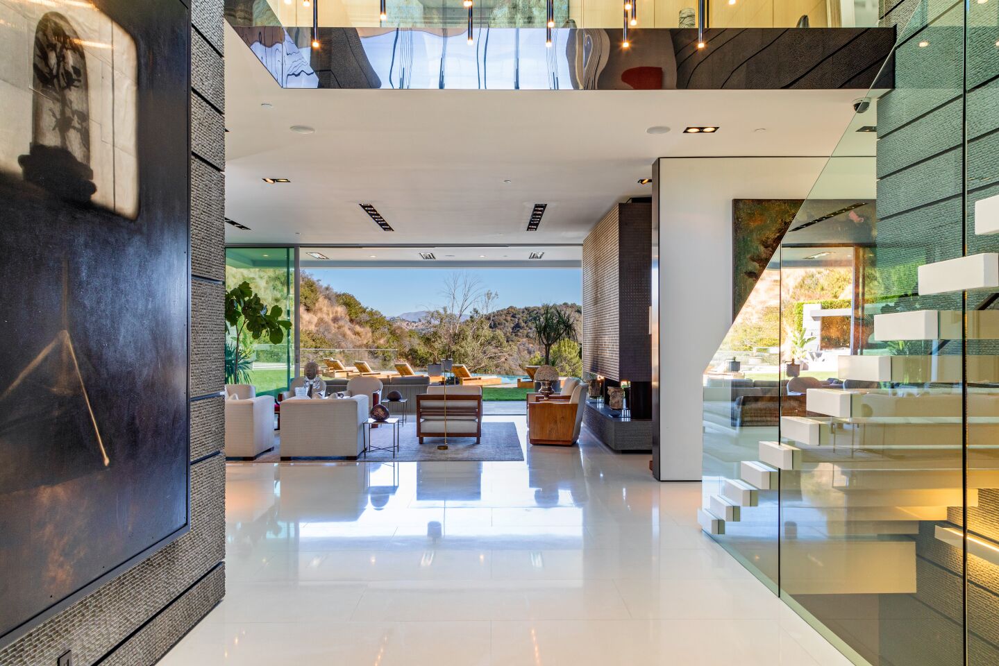 L.A. Reid selling Westside showplace