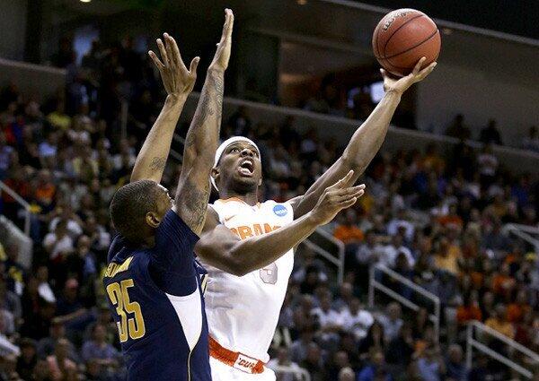 Syracuse 66, California 60