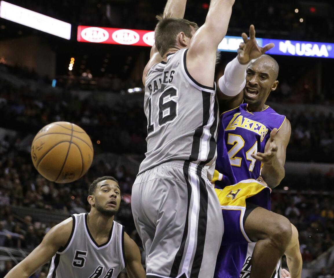 Kobe Bryant, Aron Baynes