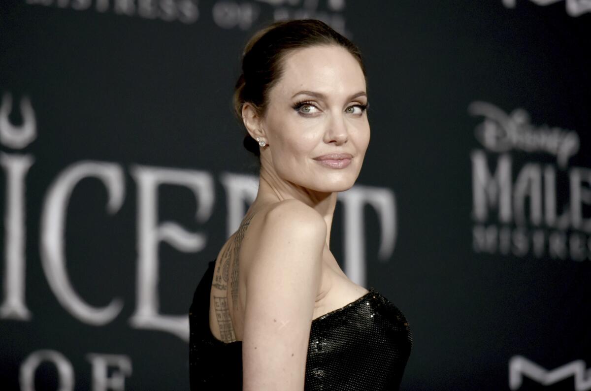 Angelina Jolie Biography