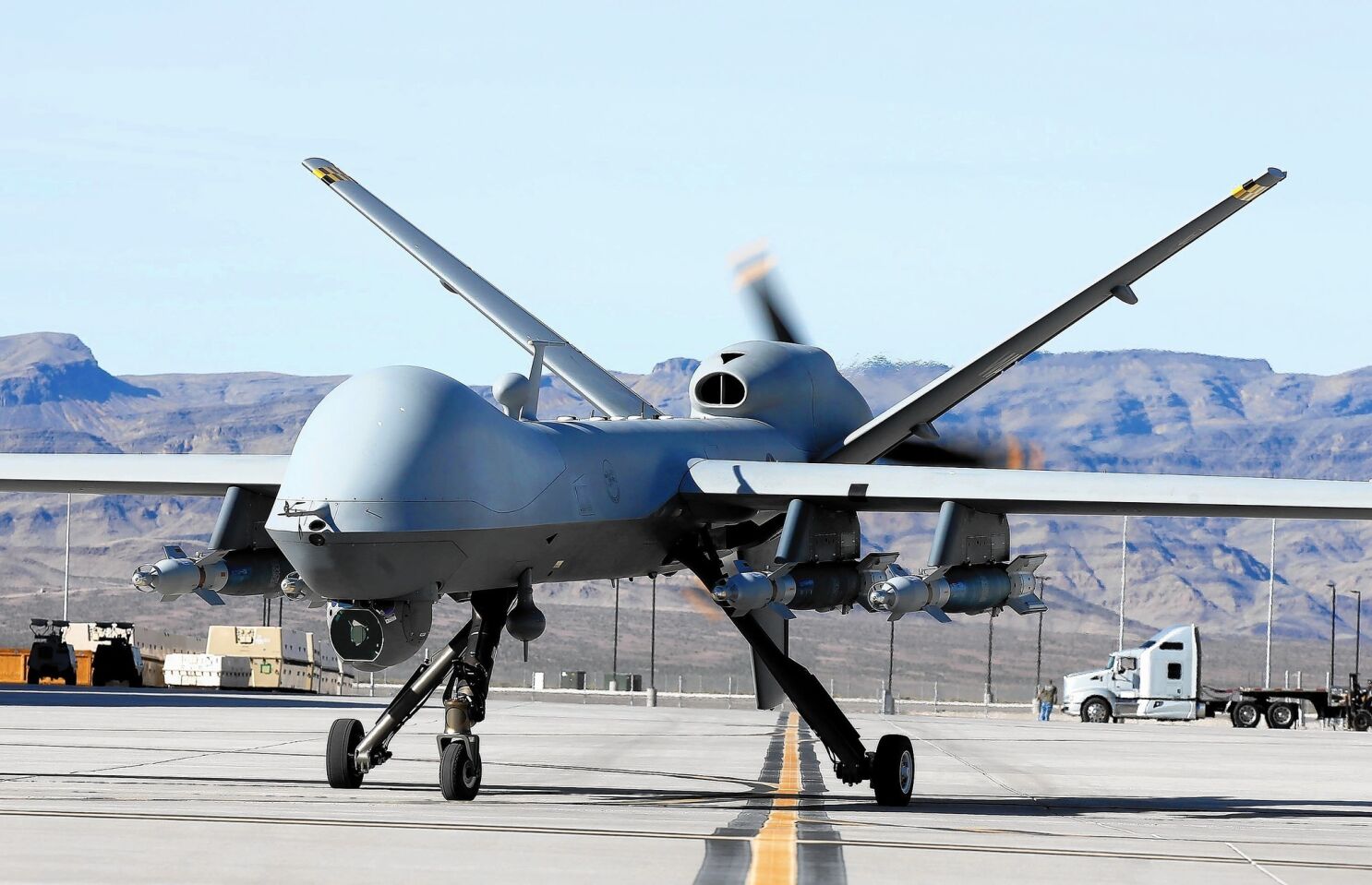 Air Force drone pilots for patrols; critics question legality - Los Times