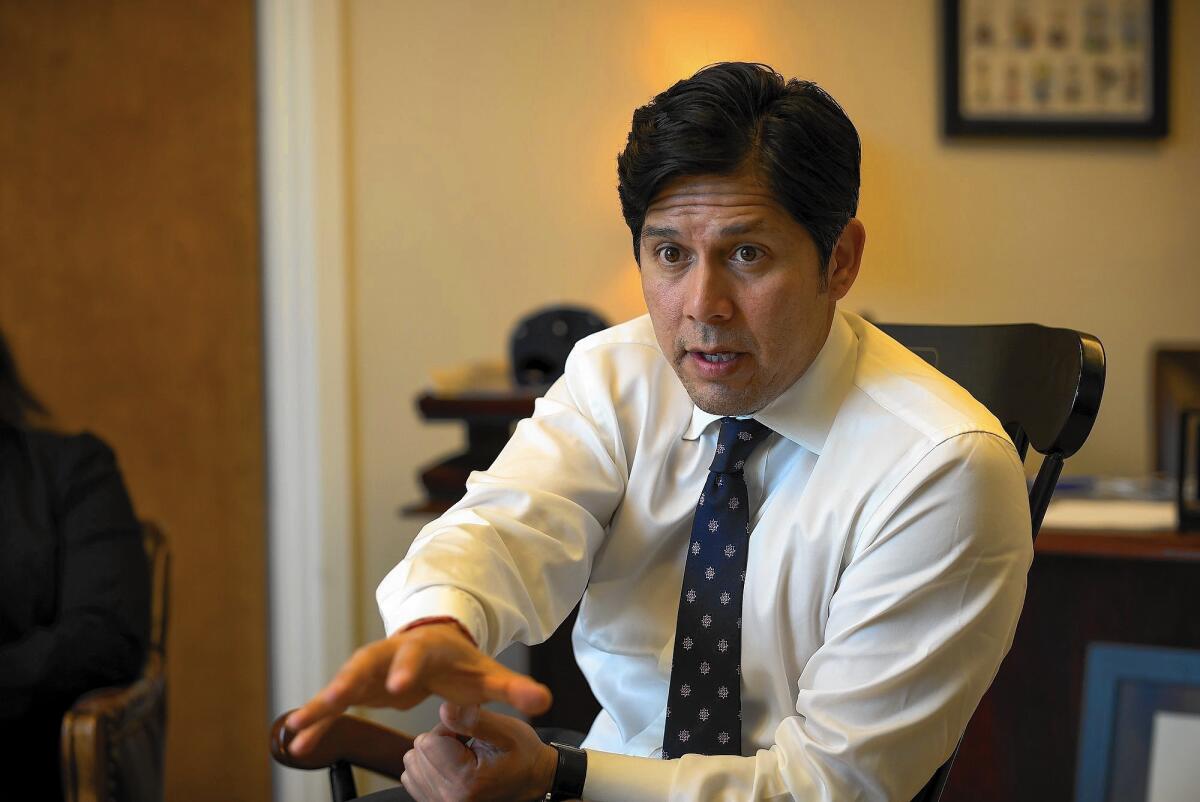 State Senate leader Kevin de León has offered an alternative proposal for raising tuition throughout the UC system that would significantly boost the amount that out-of-state students pay.