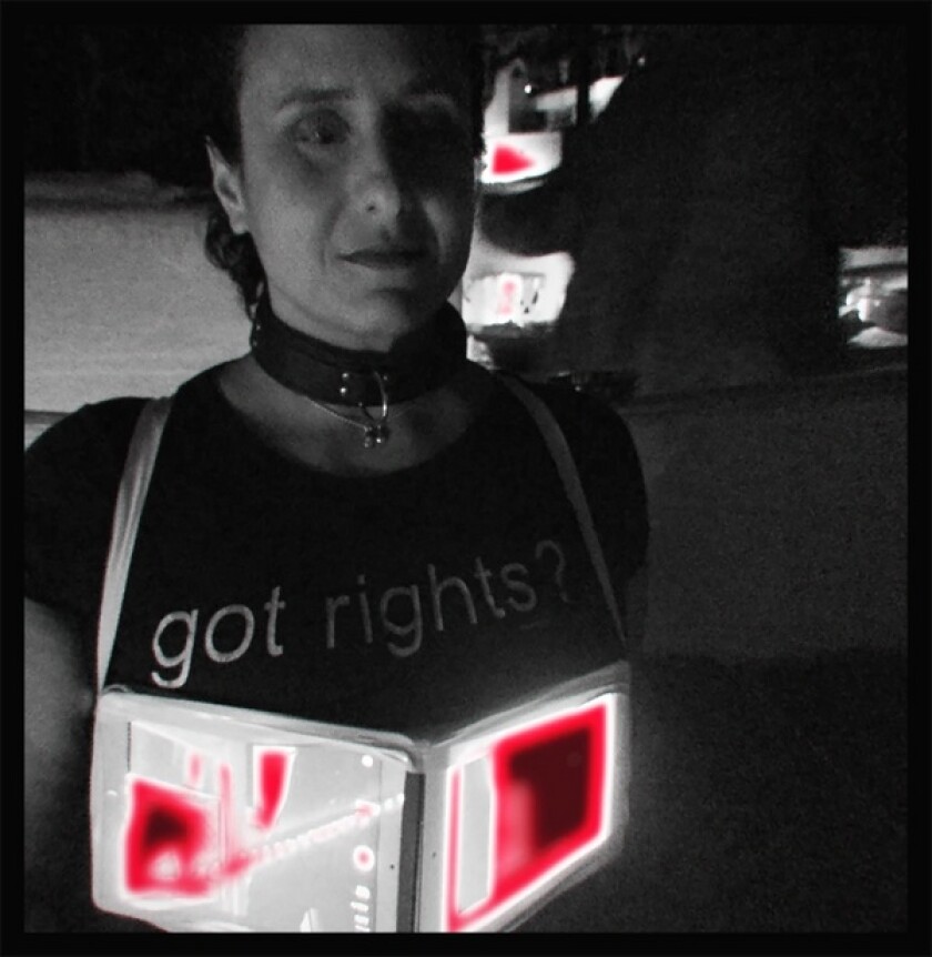 ابتكرت ليلى شيرين شقرا أداءها البديل EGO و VJ و Amel و 9/11 وغيرها من الأحداث كوسيلة للمساعدة في تنفيذها.