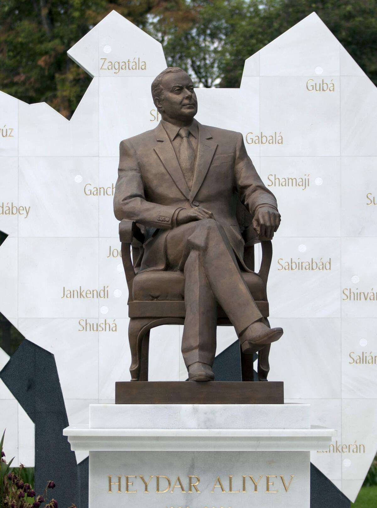 A life-size bronze statue of late Azerbaijan President Heydar Aliyev in Mexico City, seen in October. Workers removed the much-derided statue in the predawn darkness of Saturday.