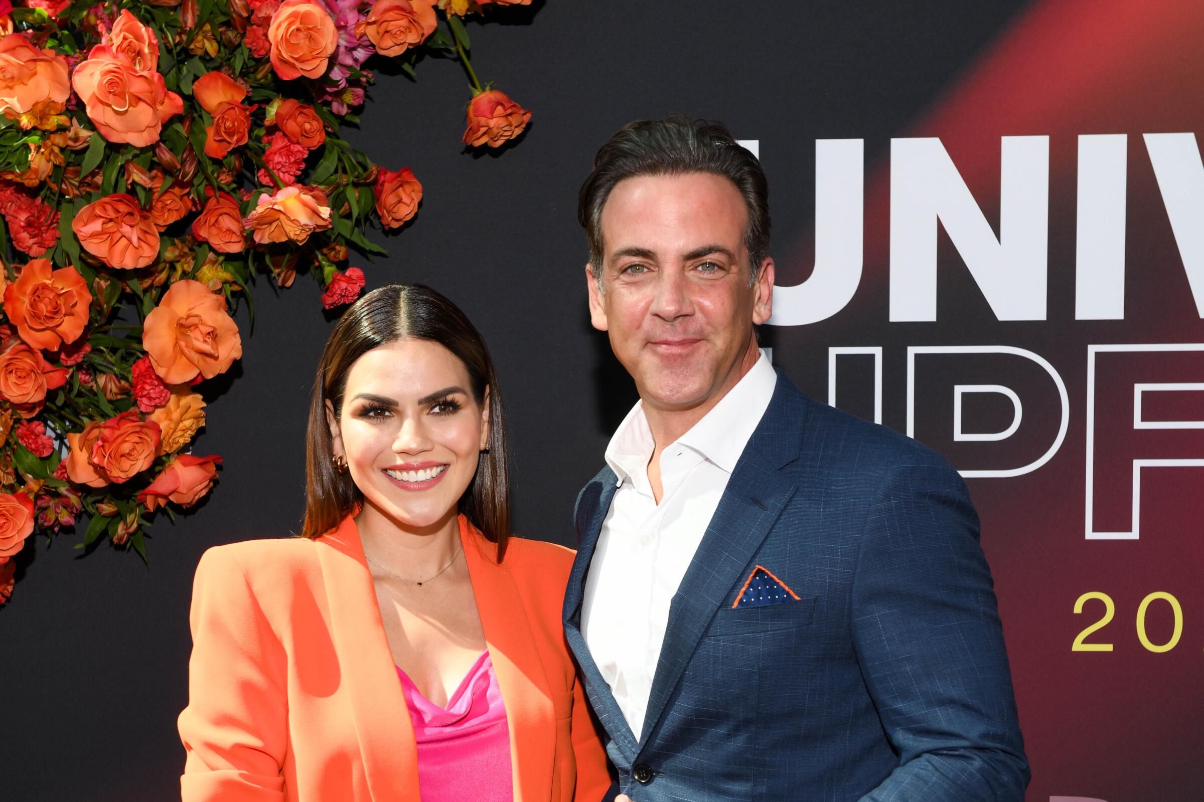 El regreso de Karina Banda junto a Carlos Ponce como parte de la transformación de TelevisaUnivision - Los Angeles Times