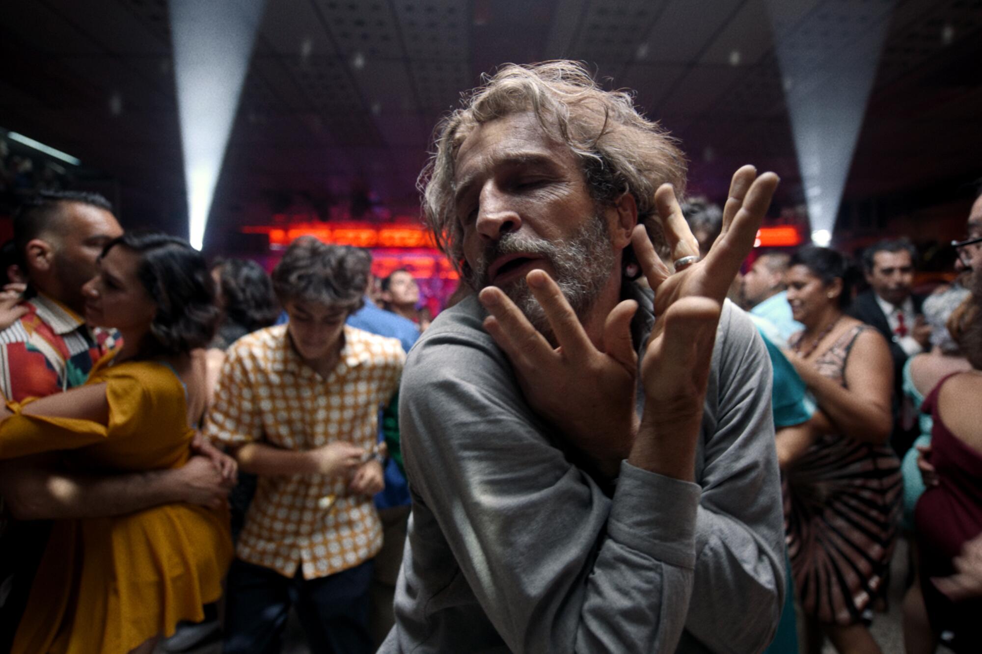 Daniel GimEnez Cacho como Silverio en una escena de "Bardo".