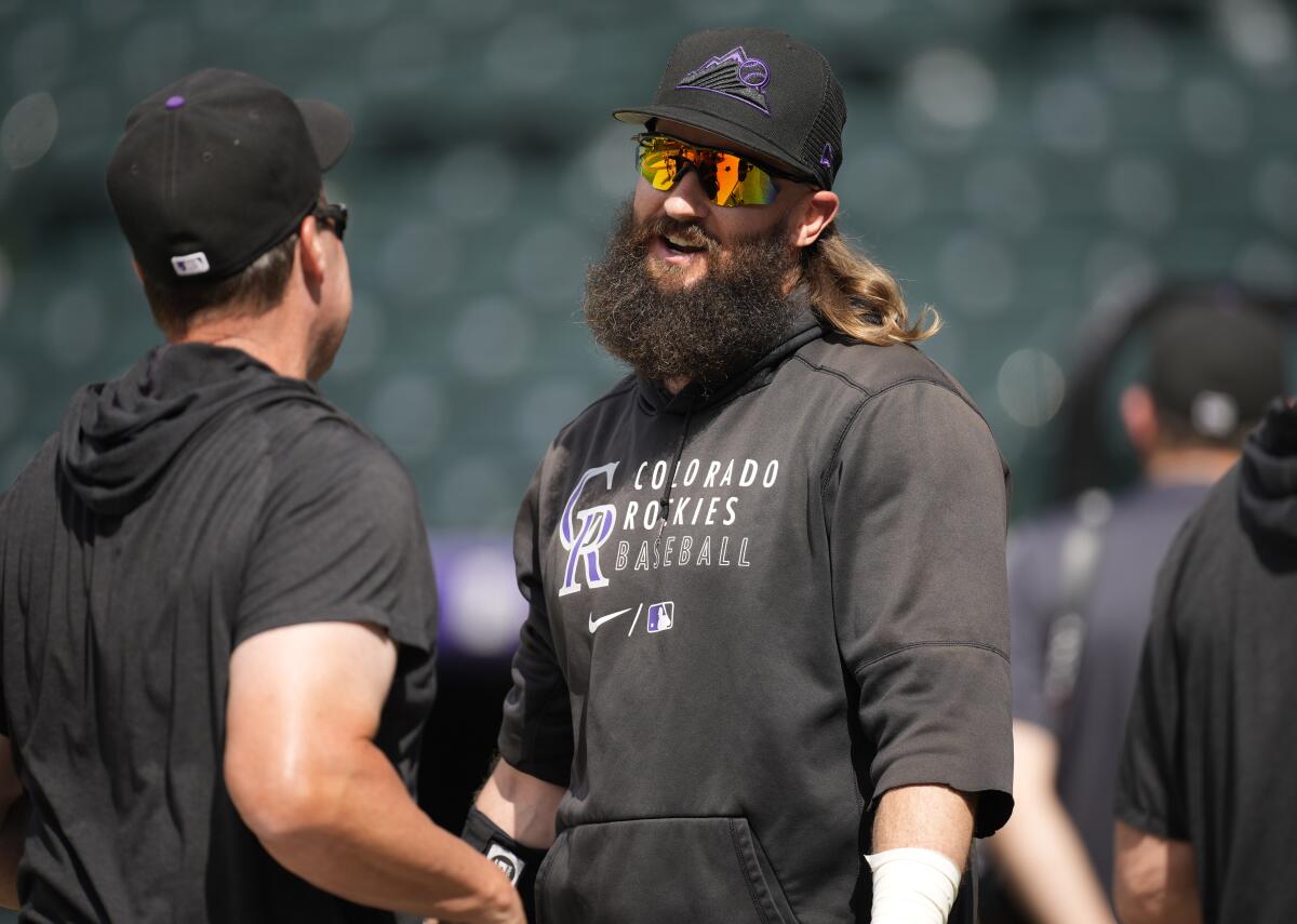 Is this a Rockies shirt? I couldn't find any logo that has
