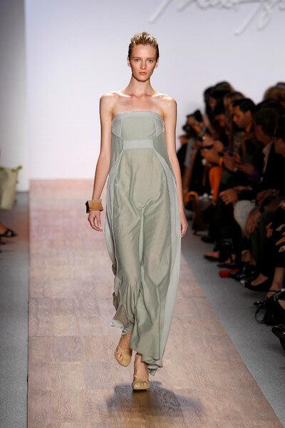 Max Azria Spring-Summer 2011