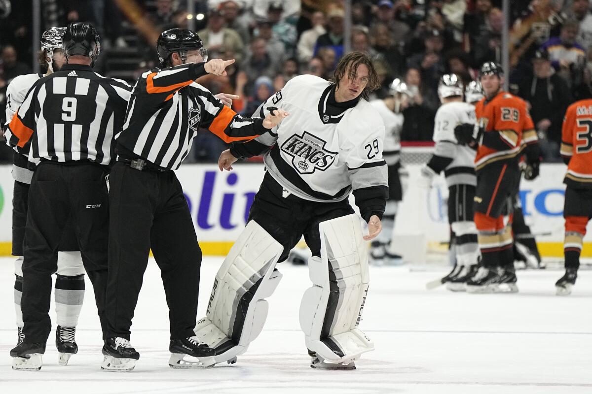 Kings goaltender Pheonix Copley is ejected from the game referee Ian Walsh after fighting.