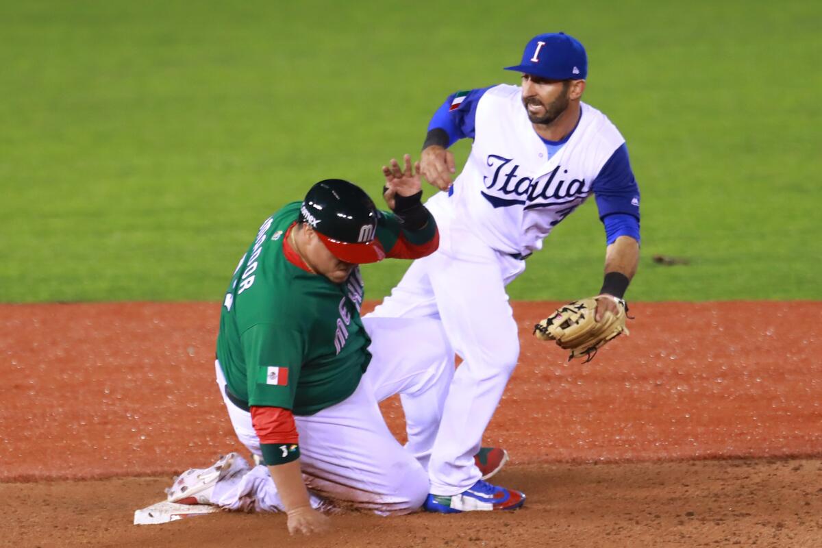 Jugando en casa y contra un país con muy poca tradición beisbolista, México fue derrotada con justicia por la selección de Italia.