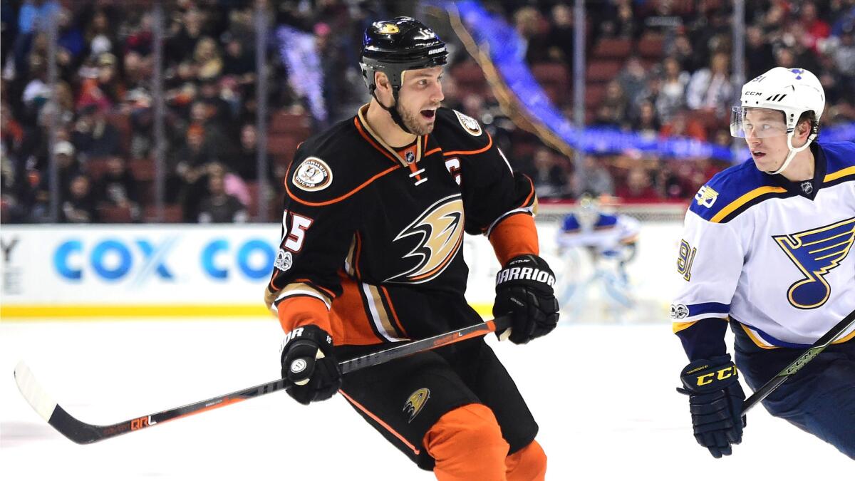 Captain Ryan Getzlaf (15) and Ducks are coming off a 2-1 overtime loss to the Blues on Sunday.