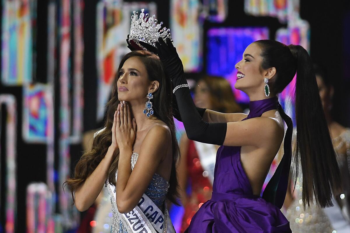 Miss Distrito Capital Diana Silva es coronada como Miss Venezuela en Caracas, Venezuela