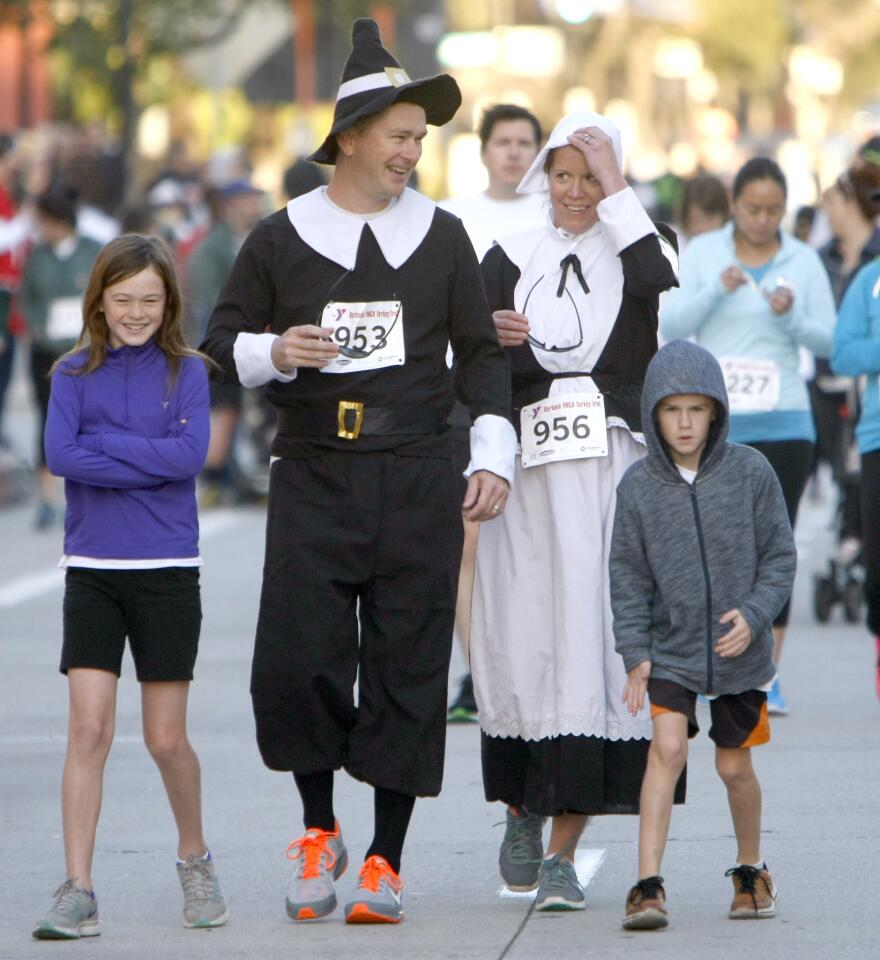 Photo Gallery: About 2,500 participate in the annual Burbank YMCA Turkey Trot