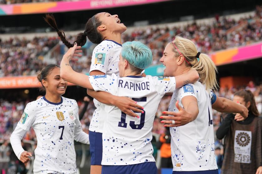 USWNT beats Jamaica, clinches spot in 2023 World Cup - Los Angeles Times
