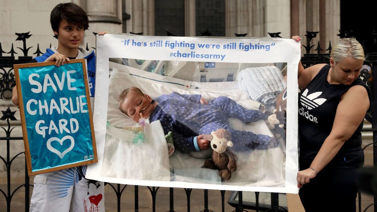 U.S. doctor to travel to Britain to evaluate baby Charlie Gard Los Angeles Times
