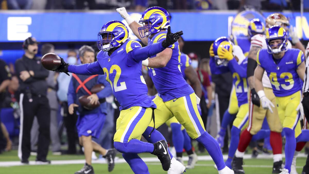 First look: 49ers at Rams in NFC championship game - Los Angeles Times
