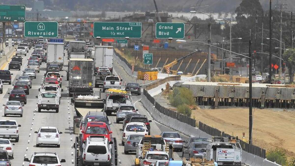 Una vista, en julio de este año, de la construcción de la autopista 91, entre la autopista 55 en el condado de Orange y la autopista 15 en el condado de Riverside.