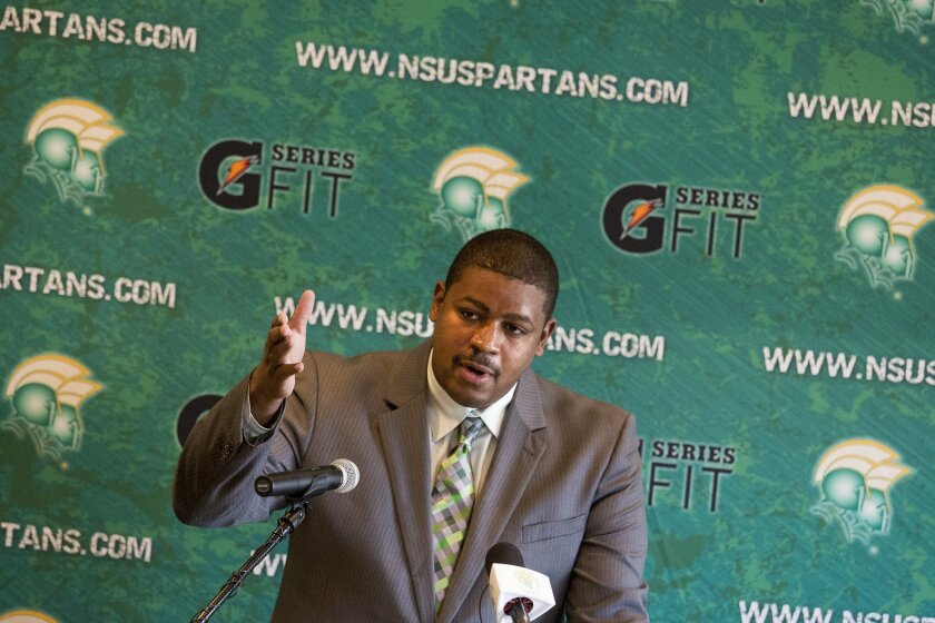 Norfolk State Names Latrell Scott Football Coach The San Diego Union Tribune