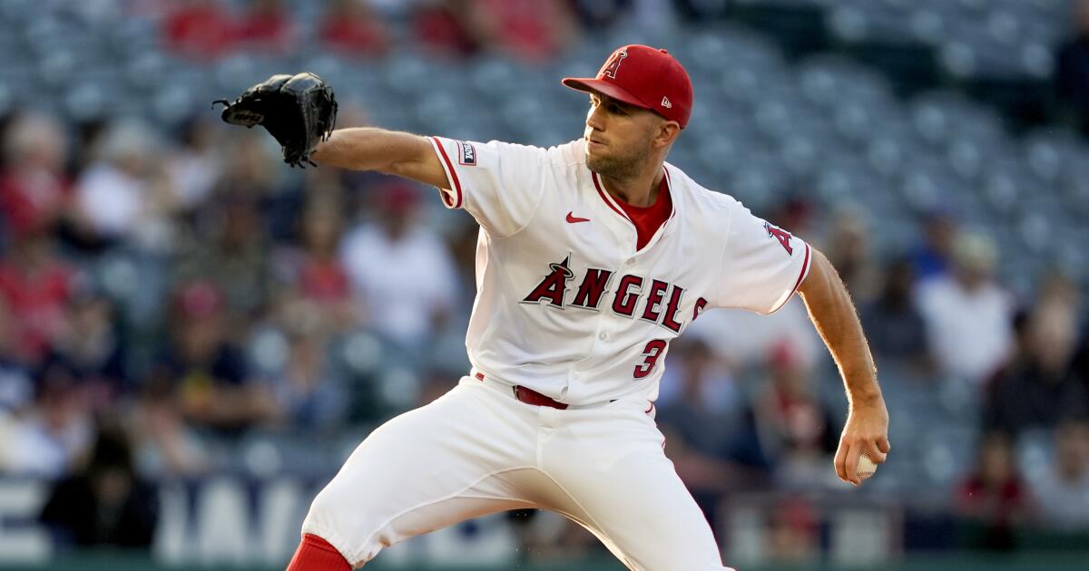 Angels’ struggles against Astros continue in lopsided loss