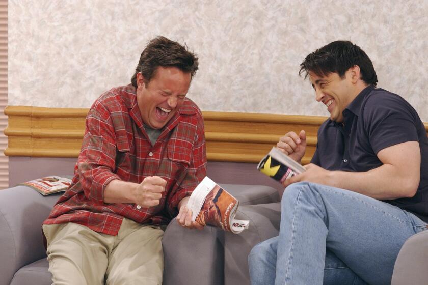 FRIENDS -- "The One Where Rachel Has A Baby: Part 1 -- Episode 23 -- Aired 5/16/2002 -- Pictured (l-r): Matthew Perry as Chandler Bing, Matt LeBlanc as Joey Tribbiani -- Photo by: Danny Feld/NBCU Photo Bank