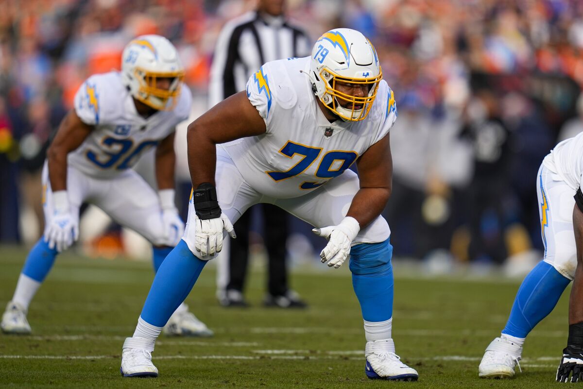Los Angeles Chargers offensive tackle Trey Pipkins III lines up against the Denver Broncos on Jan. 8.
