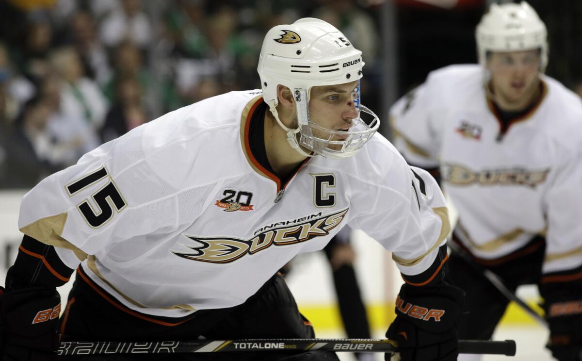 Ducks captain Ryan Getzlaf will not play in Game 4 of the Western Conference quarterfinals against the Dallas Stars on Wednesday night because of an injury he sustained in Monday's Game 3 loss.