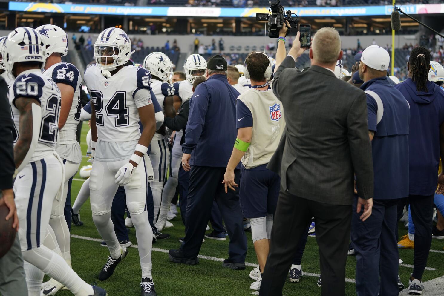 Cowboys-Chargers live updates: Dallas defense closes out victory