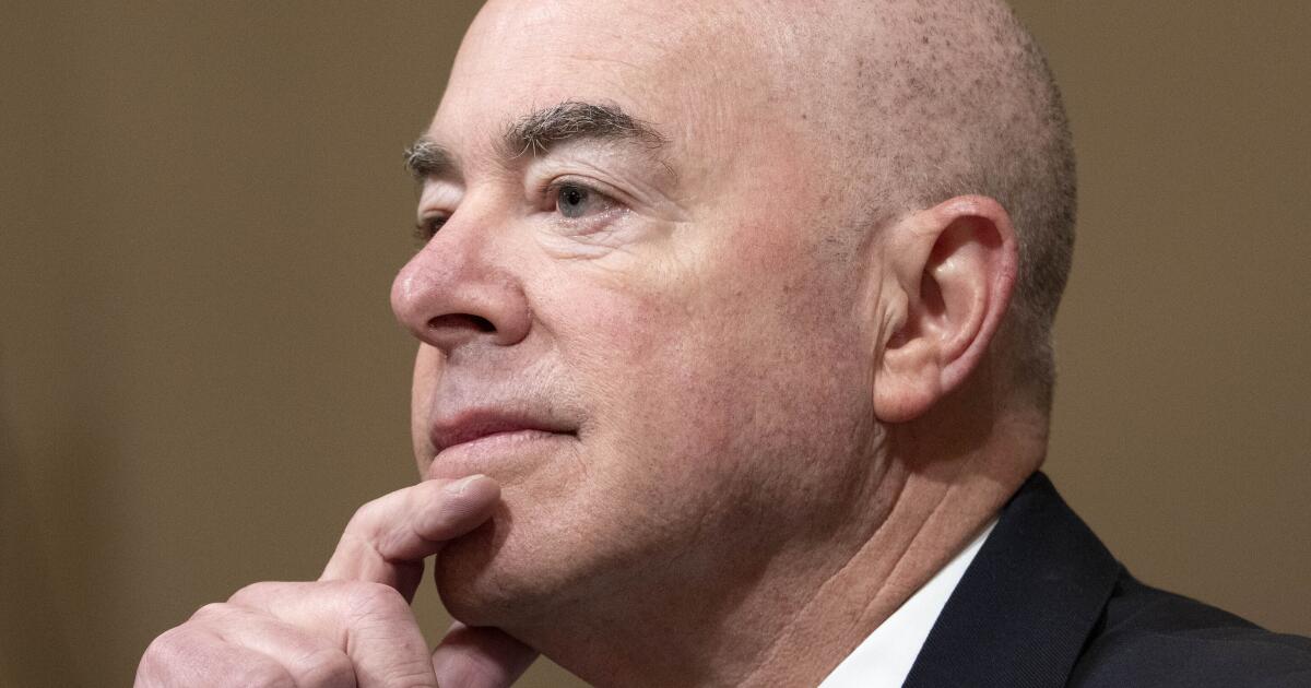 Opinion: The border crisis isn’t Mayorkas’ fault. House Republicans should impeach themselves