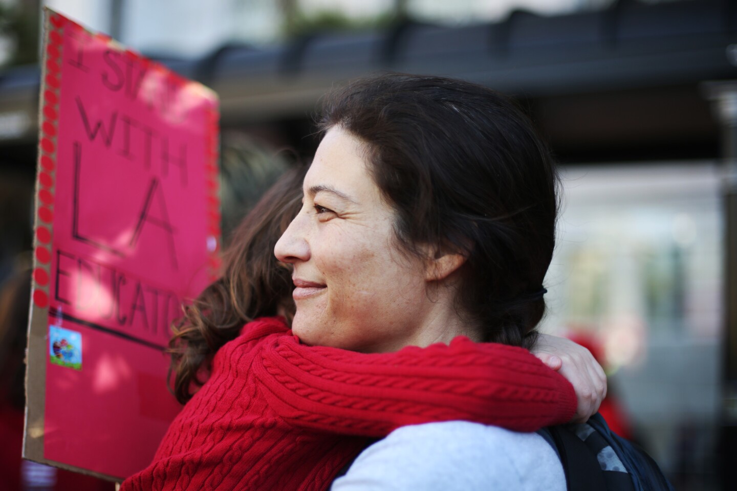 Teachers Union And Lausd To Return To Bargaining Table Thursday At City Hall Los Angeles Times