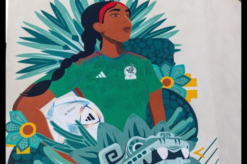 Artista angelina devela mural en Bell en honor a la Selección Mexicana, que viajará a Qatar 2022