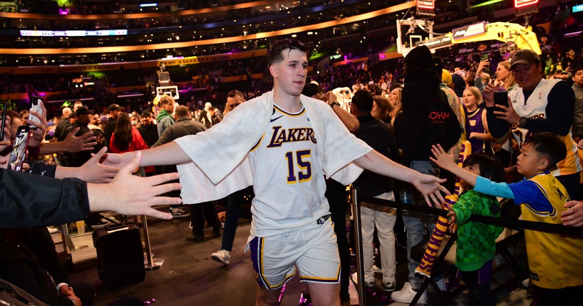 Austin Reaves Leads Lakers to Victory with Career-High 35 Points