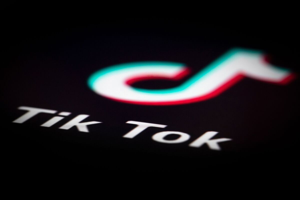 The TikTok app icon. Amazon told employees to remove TikTok from their phones Friday, citing security concerns.