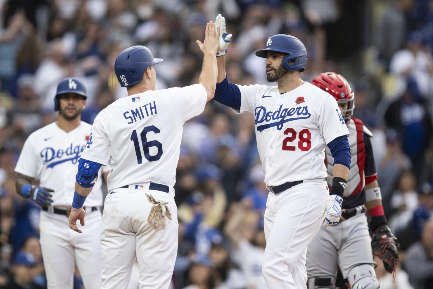 J.D. Martinez, Freddie Freeman Power Dodgers' Big Inning in 6-1