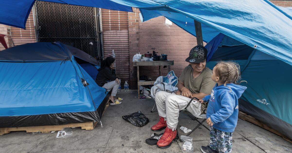 88 yıl sonra “Göçmen Anne” Skid Row'da hâlâ gerçek