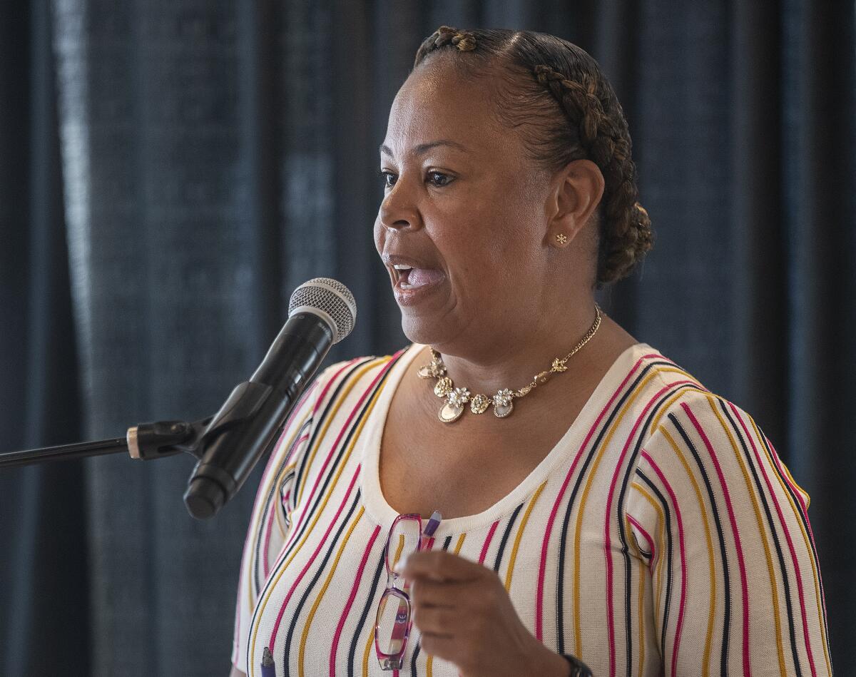 Fesia Davenport