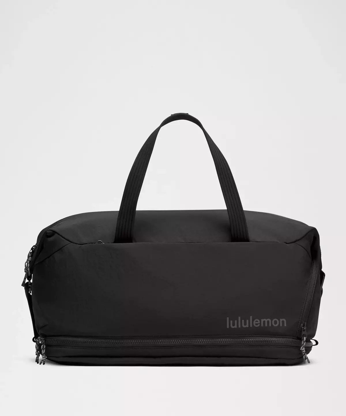 lululemon gym bags amazon Duffle Bag This duffle has ample storage to pack sweat essentials and cushioned straps to maximize commuting comfort Lululemon 20th Anniversary Small Reusable