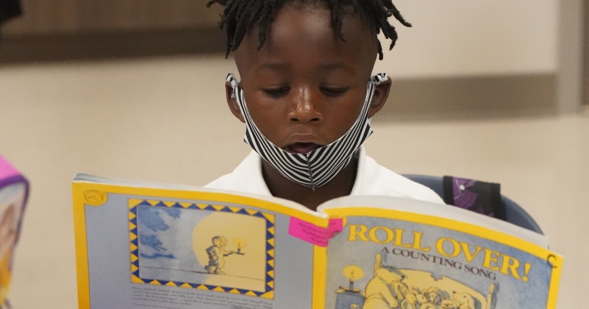 In Florida and Texas, mask orders turn schools into battlegrounds In Florida and Texas, mask orders turn schools into battlegrounds