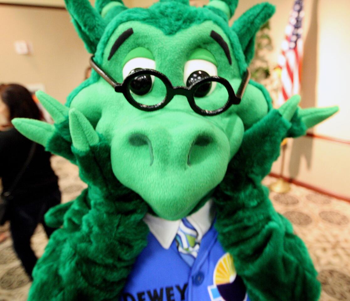 Photo Gallery: New Burbank Public Library mascot "Dewey"