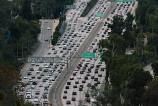 , - November 26: Holiday traffic is building up just before 2 p.m. along the Interstate 5 on Sunday, Nov. 26, 2023 in , . (Dania Maxwell / )