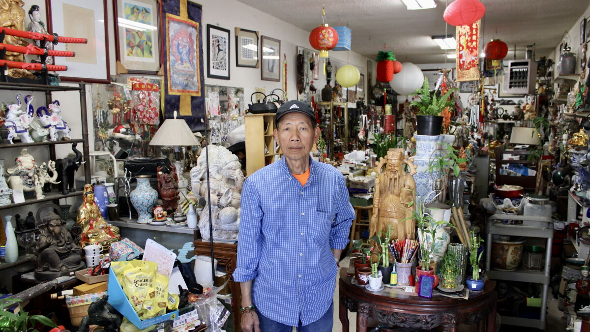 Opinion: Kam Fung Gift Shop specializes in plants, posterity - The San Diego Union-Tribune - Vimarsana News