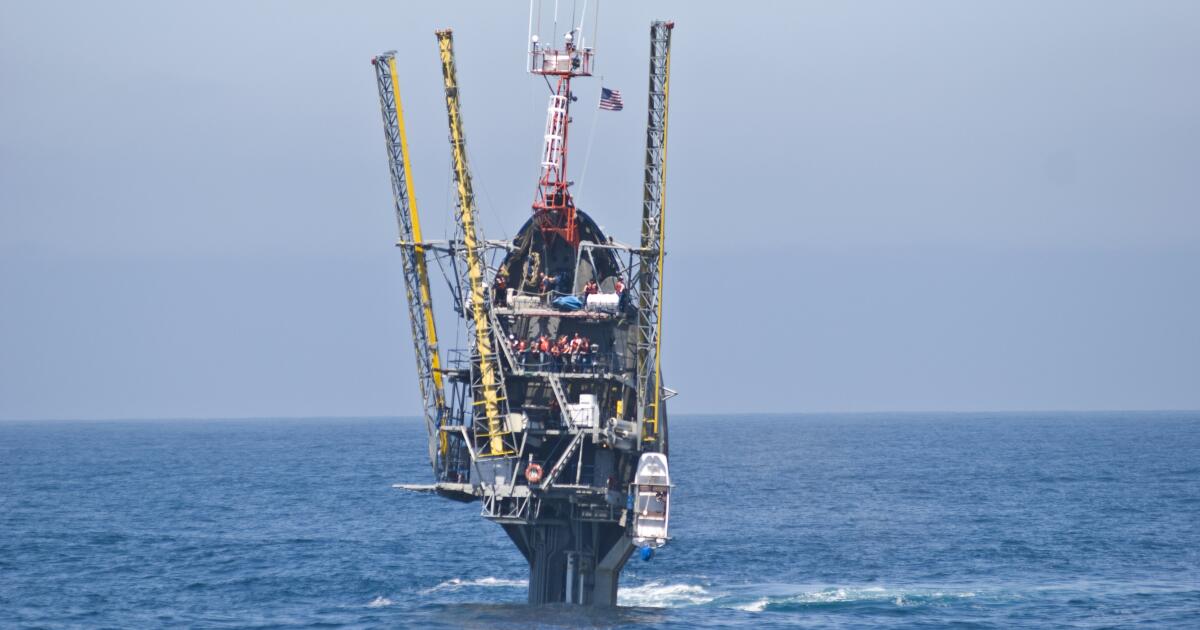 Scripps Oceanography retires Floating Instrument Platform after 61