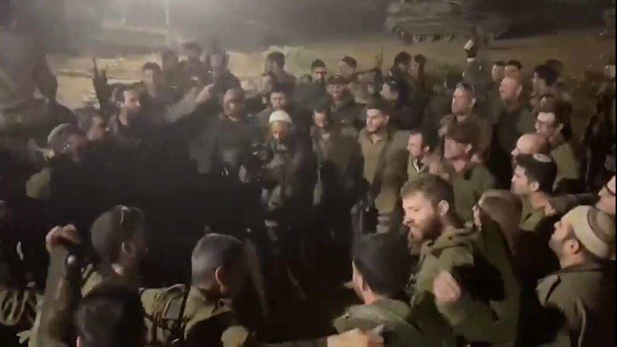 Israeli soldiers chanting and dancing